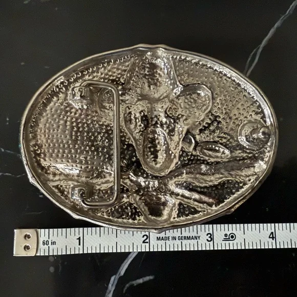 Polished Skull Cowboy Belt Buckle - Picture 3 of 3